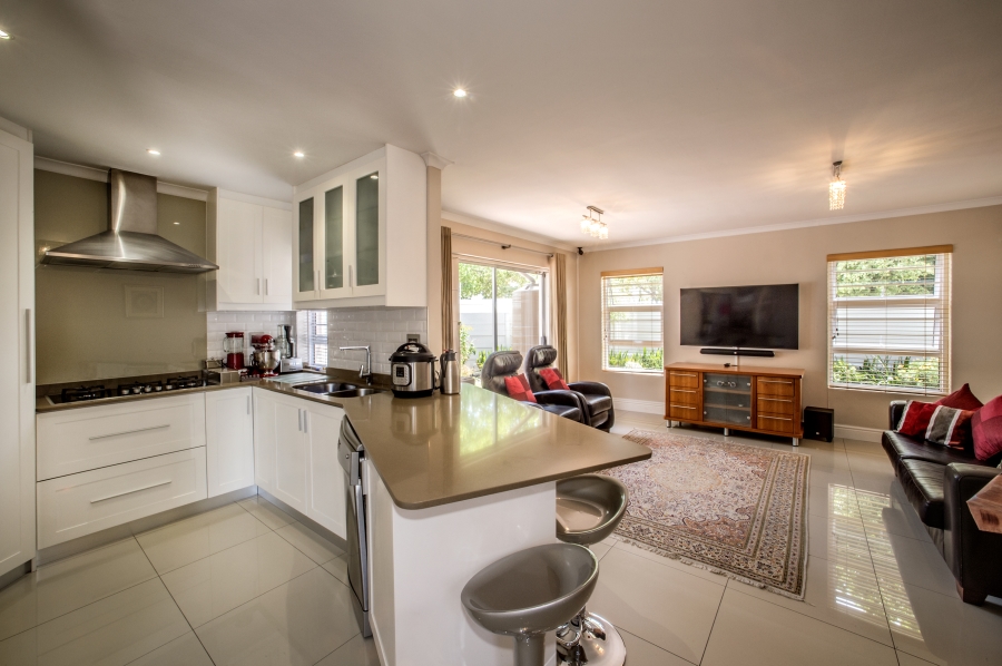 3 Bedroom Property for Sale in Rondebosch Western Cape
